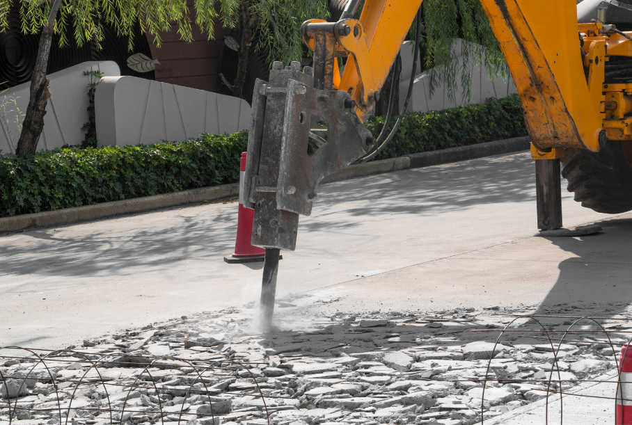 Top 7 Signs You Need A Professional For Concrete Repair